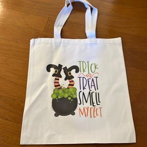 White tote bag with witch feet